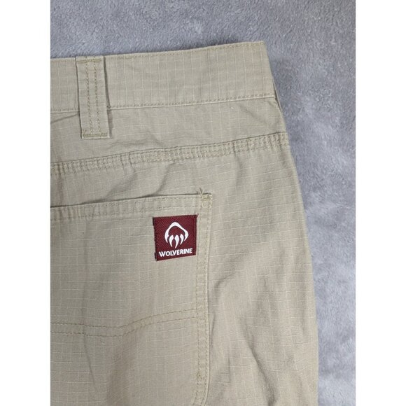 Wolverine Mens Cargo Shorts Size 42 Beige Traditional Fit Carpenter Ripstop Work - Picture 8 of 9